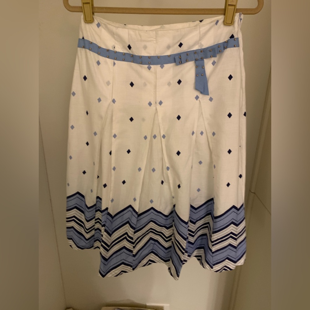 Connection 18 Skirt w/ Beautiful Detailing